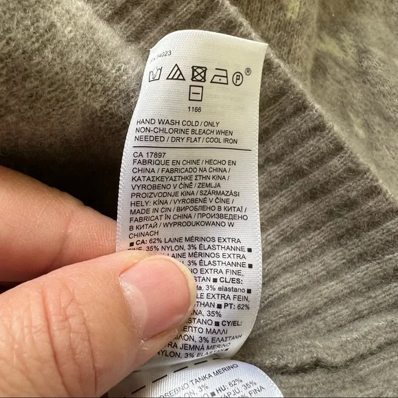 Athleta 982835 Hawthorn Animal Print Merino Wool Crewneck Sweater Size 1X - Picture 7 of 7